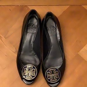 Navy Tory Burch patent leather low heeled flats